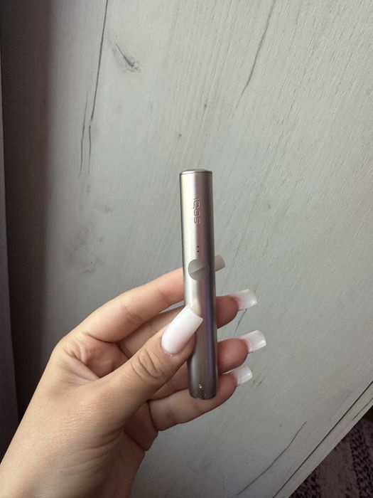 Iqos iluma gold