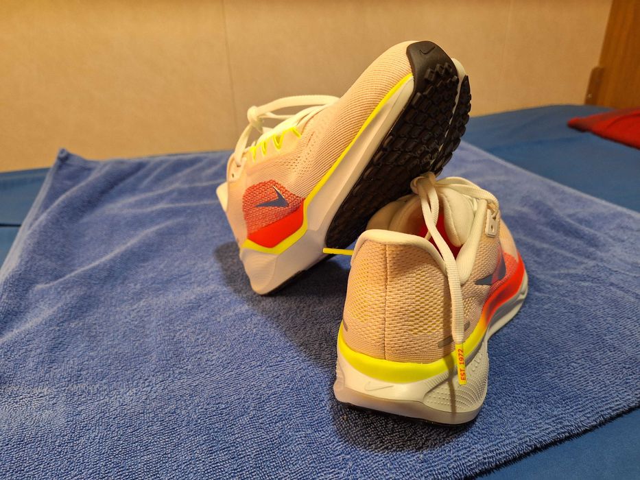 Дамски маратонки NIKE PEGASUS ZOOMX