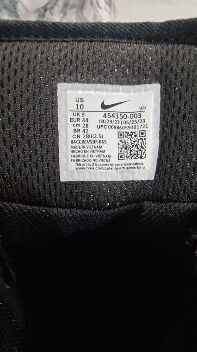 Маратонки NIKE 44