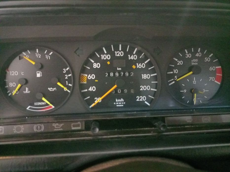 Мерцедес E190 W201