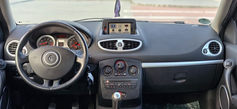 RENAULT CLIO An 2011 Euro 5