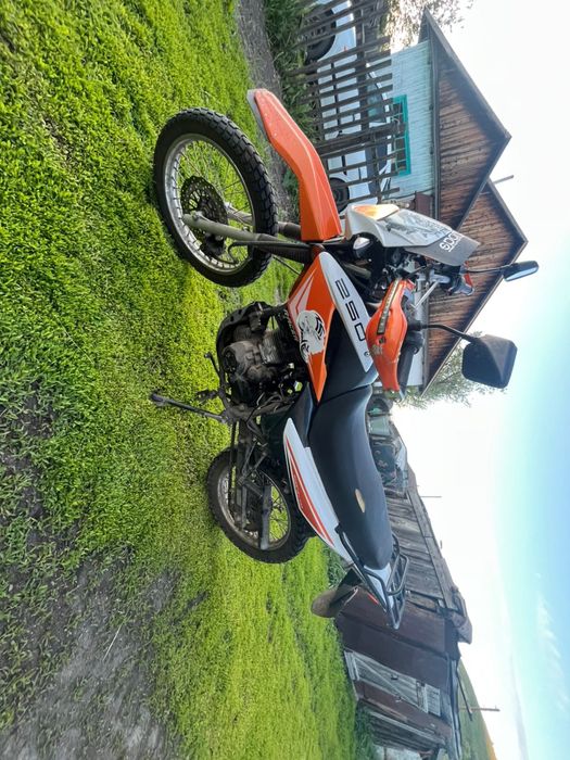 Продам матоцикл эндуро 250