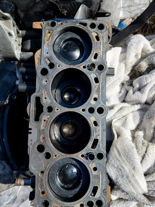 блок  VW Tiguan 2,0 tdi 2009 ( CBA)