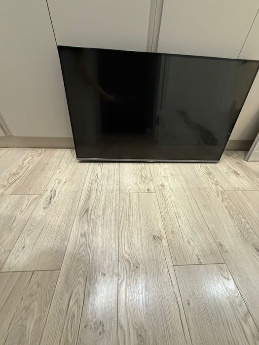 Продам LG телевизор б/у