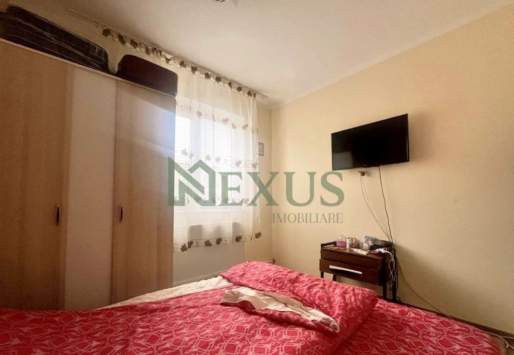 PROPRIETAR – Apartament 3 camere, 41 mp, etaj 3, centrală – lângă Spit