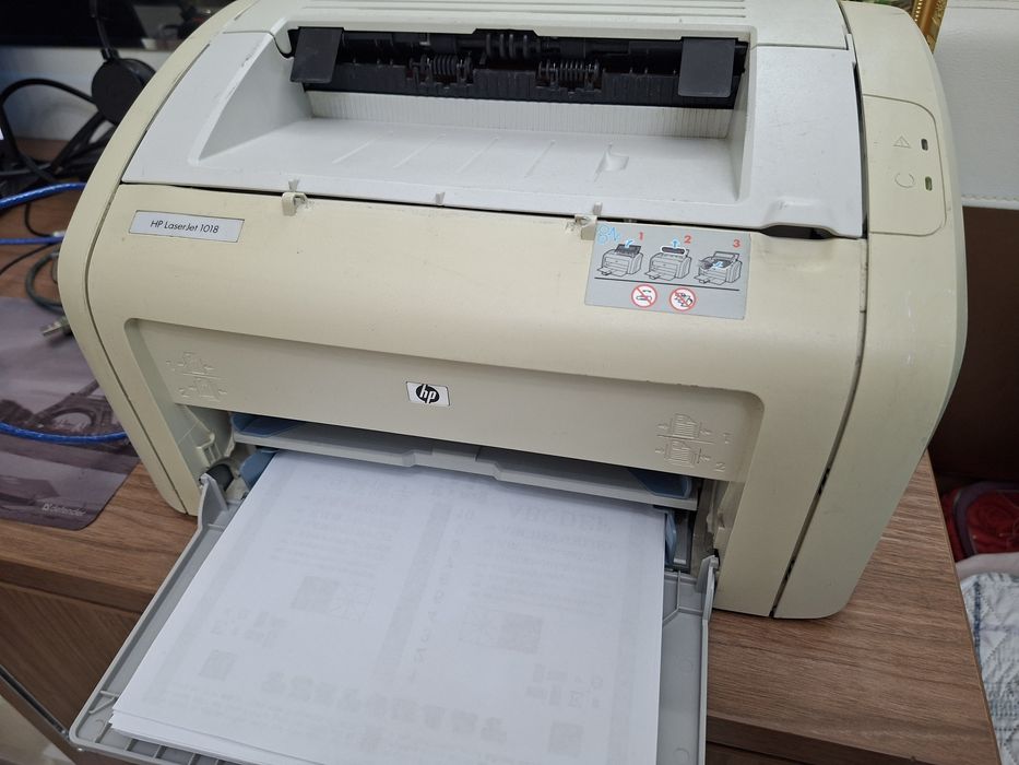 Принтер HP LJ 1018