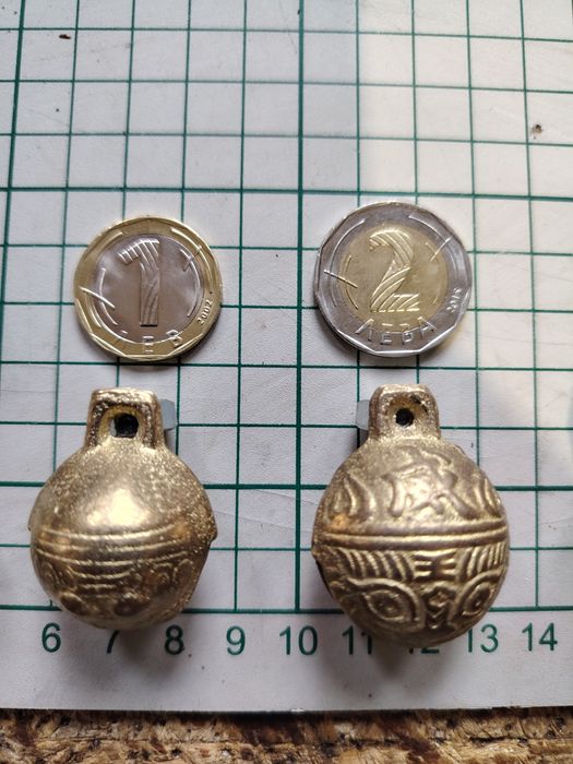 Бронзови Звънчета орехчета шикалки