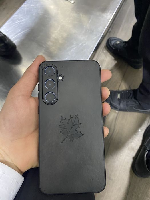 Продаётся телефон Samsung A35 5g