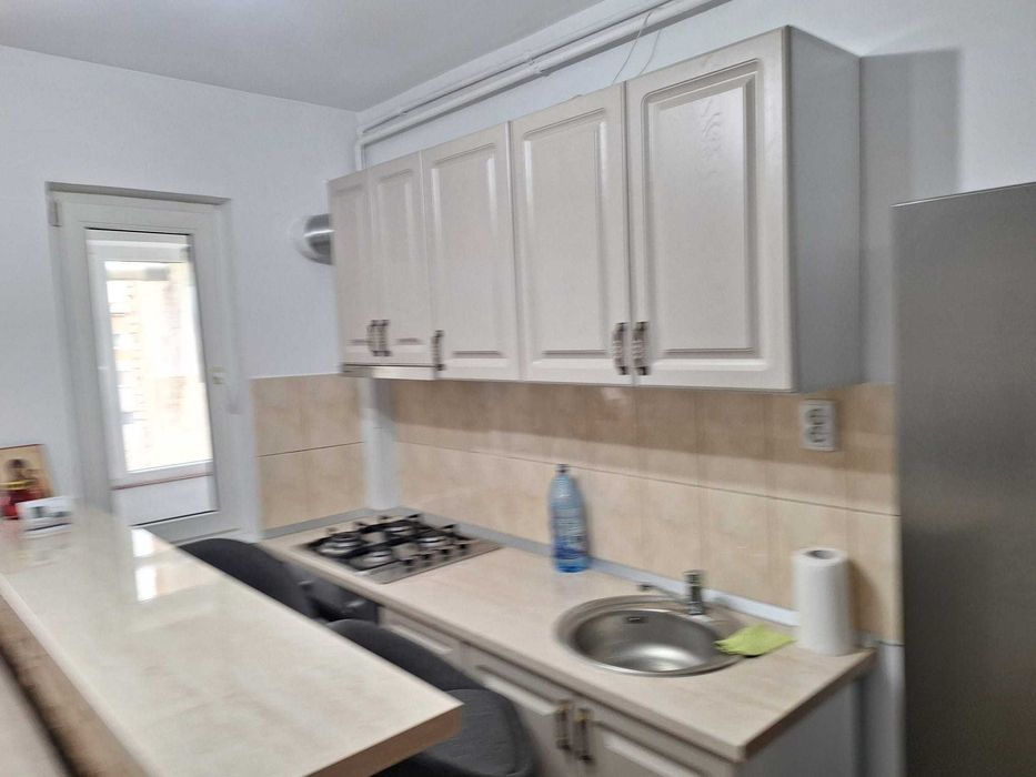 Garsoniera de închiriat