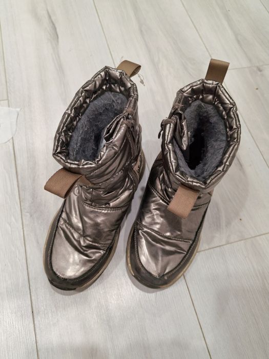 Детская зимняя обувь 31 размера (девочке)