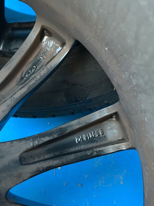VOLVO Джанти с гуми в перфектно състояние
