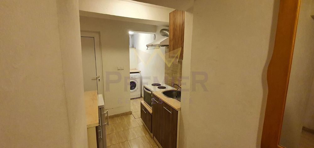 Дава се под наем Двустаен апартамент в Варна, Окръжна болница - 40 кв.м за 229.5 € - Снимка #1