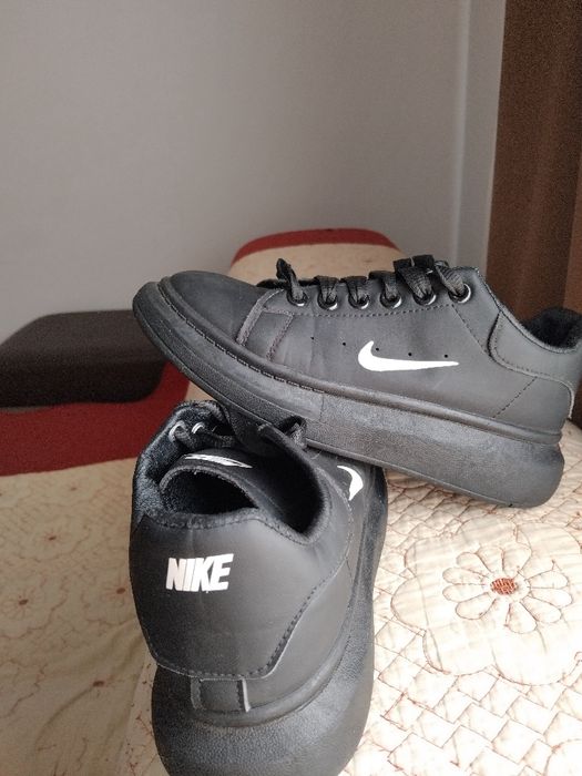 Adidasi Nike dama