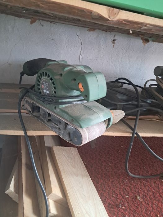 Шлифовальная машинка ленточная