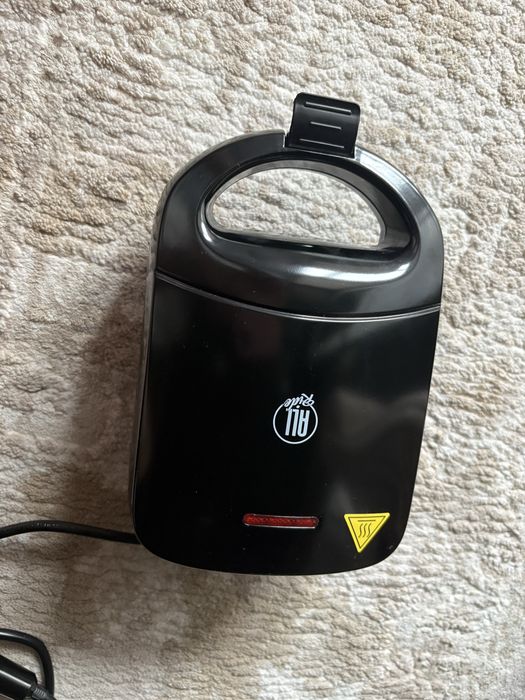 Sandwich maker auto