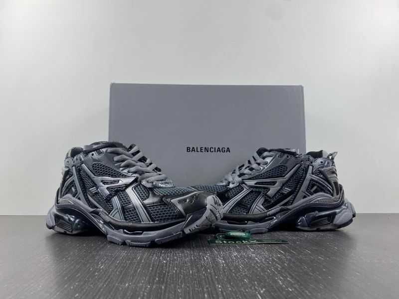 Balenciaga Track 7.0 - Black/Dark Grey