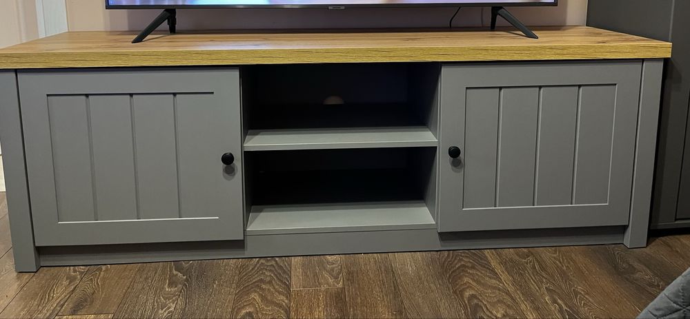 ТВ шкаф MARKSKEL 2 врати