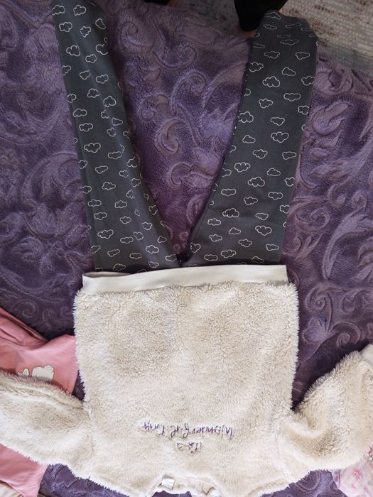 Дрехи за момичее