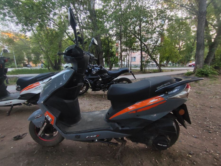 Продам скутер М11