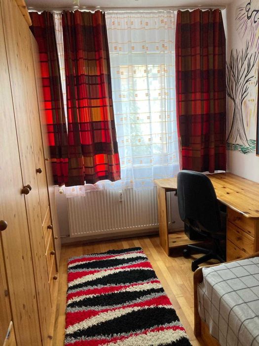 Apartament 3 camere de închiriat Vlaicu zona Lebăda