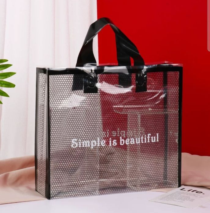 Продаются пластиковые, подарочные пакеты