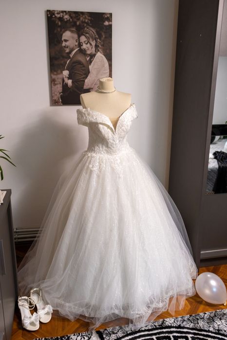Vânzare rochie de mireasă
