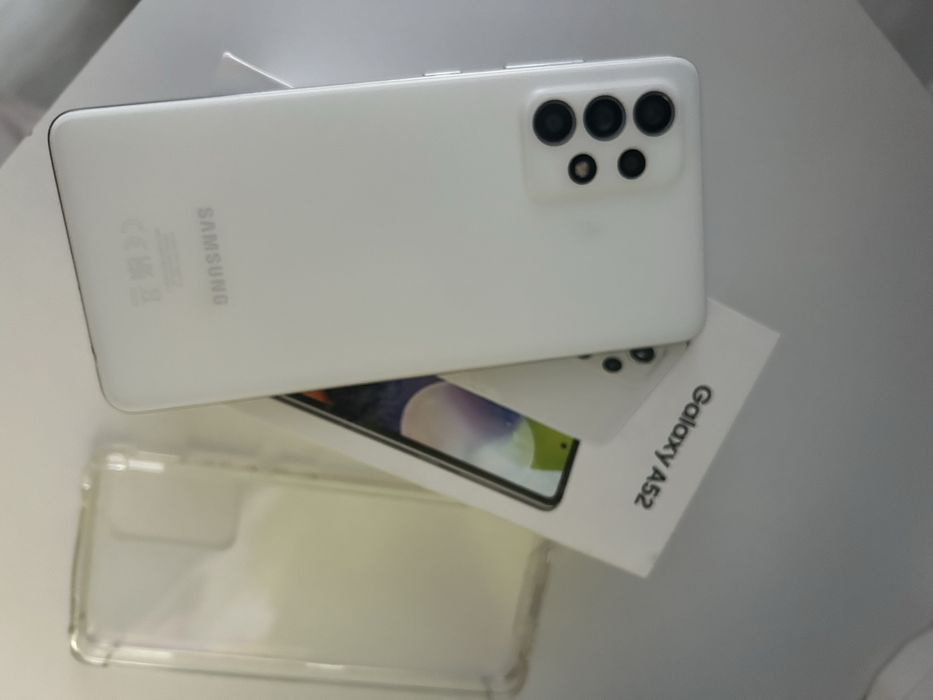 Samsung a52 128gb бял