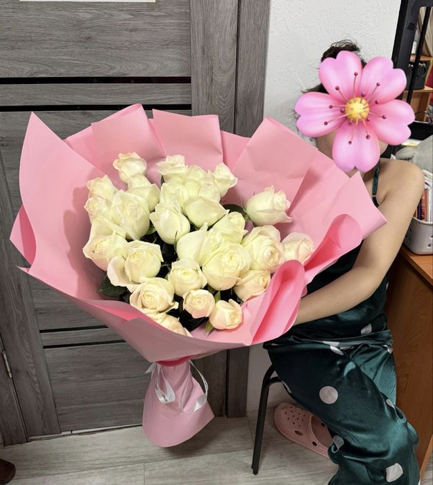 Цветы белые метровые 25 штук