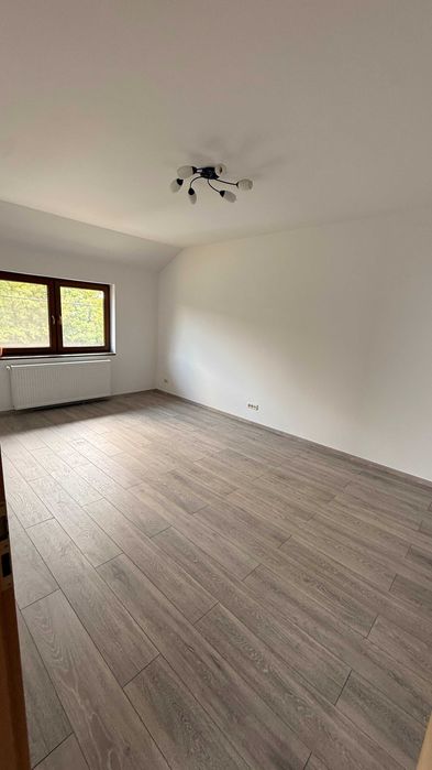 Inchiriez casa pe termen lung