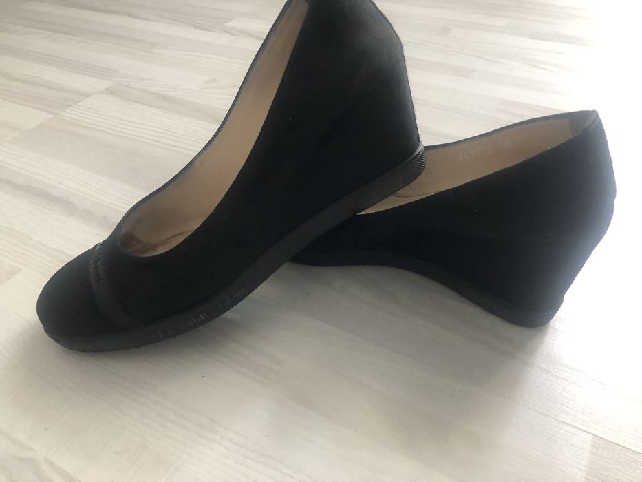 Женская обувь