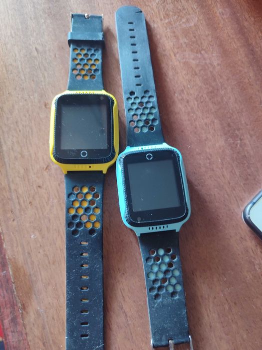 Продам смарт часы детские