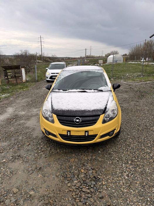 Opel Corsa 1.4 Color Race Edition