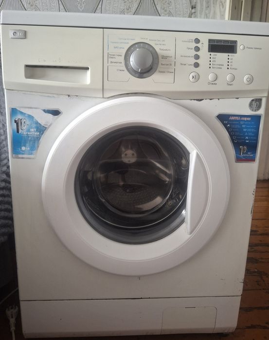 Продам стиральная машина. LG