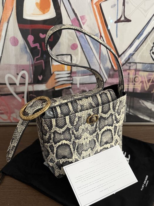 Geanta Kurt Geiger Chelsea Bucket