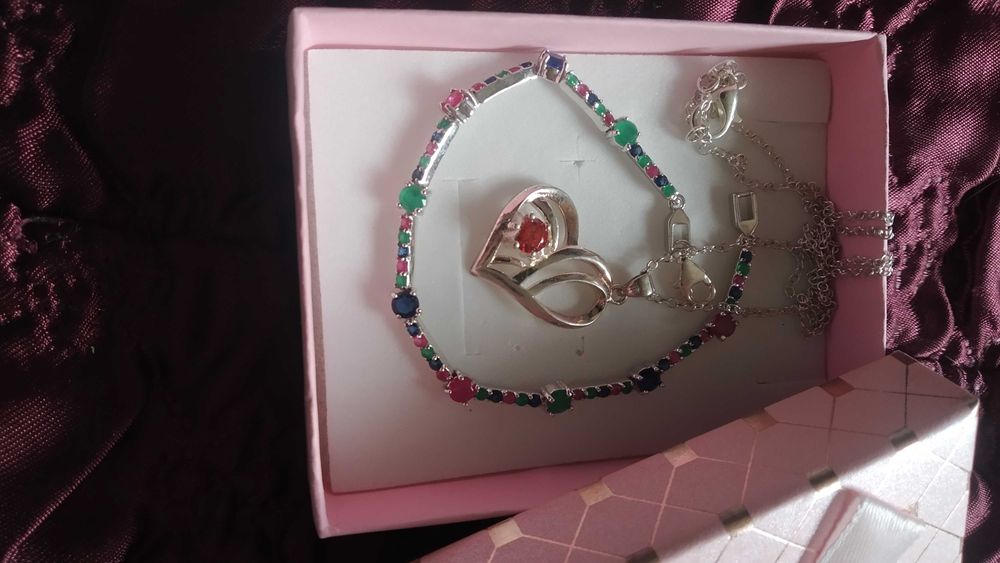 Супер разпродажба! Сребърен, дамски комплект в кутия.