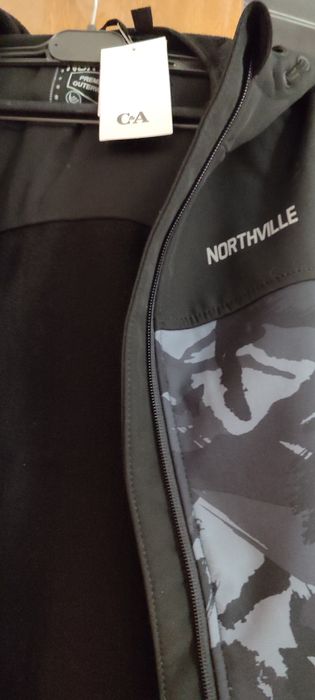 Vând geacă  nouă , pentru băiat ,10-12ani