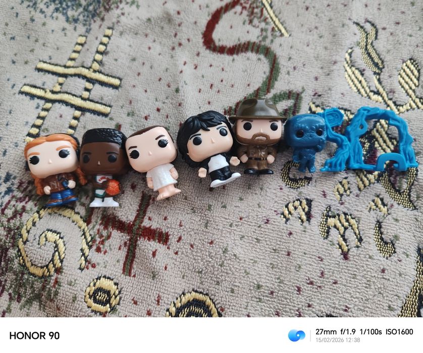 Продам фигурки осд