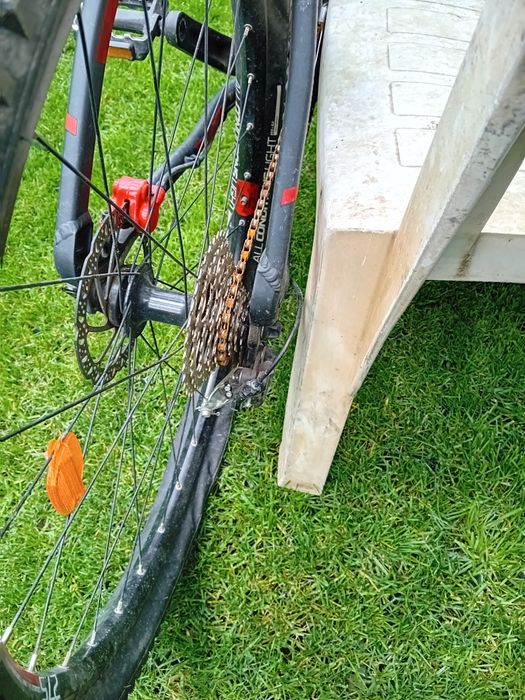 Vând bicicleta ROCKRIDER adusa de doua zile din Germania