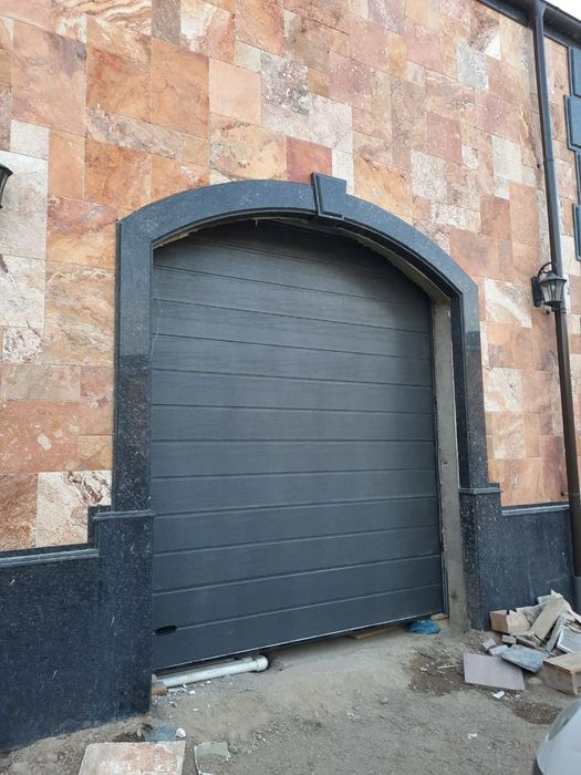 Автоматика "DOORHAN"на Секционные Ворота из Италии .