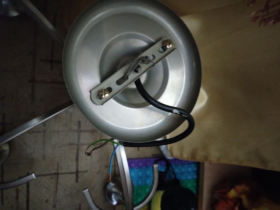 Люстра потолочная