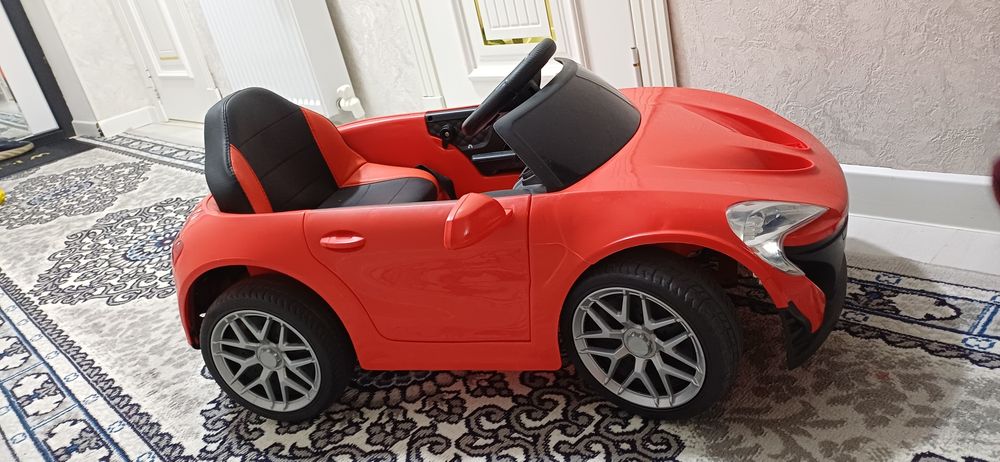 Детский машина  до 6 лет