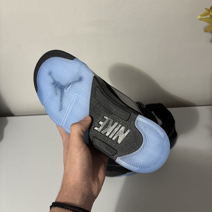 Jordan 5 Metallic Black 40;41