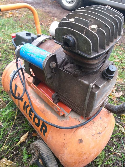 Компрессор  Б,/У  Кедр  на  запчасти