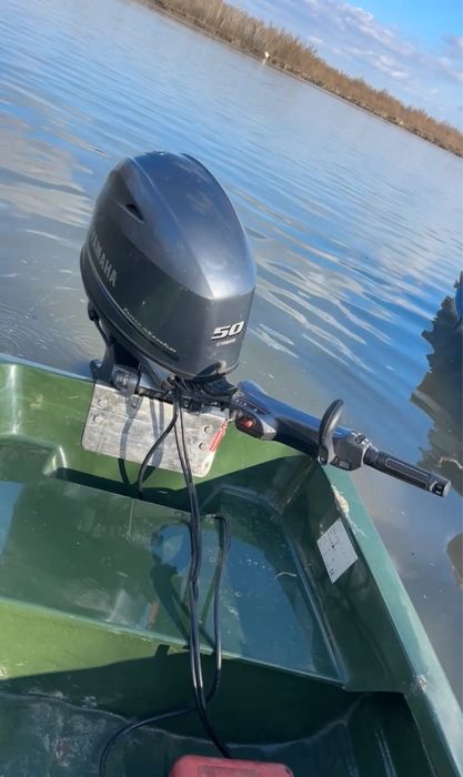 Vandsau schimb cu un motor mai mic  laguna 480 cu motor yamaha 50 2023