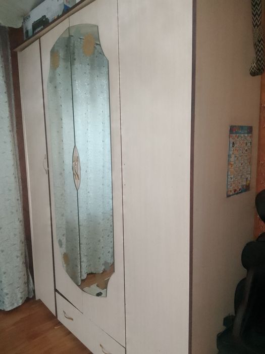 Продам Шкаф недорого