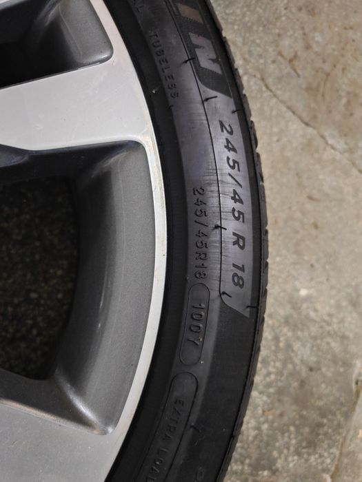 Vand roti originale Mercedes 245/45/18
