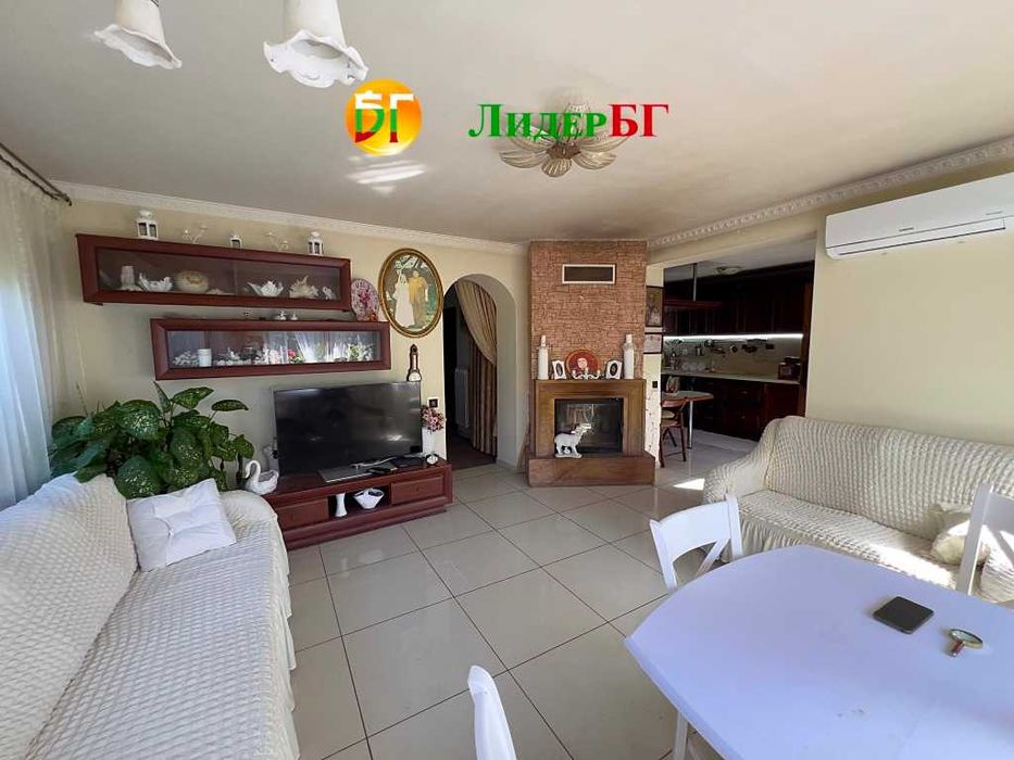 Продава се Къща в с. Кичево, Област Варна - 210 кв.м за 1262 €/кв.м - Снимка #2