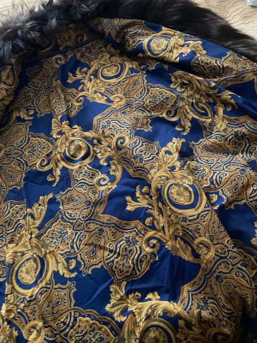 Кожено елегантно палто от сребрна лисица дълго на фирма ,,ВЕРСАЧИ,,