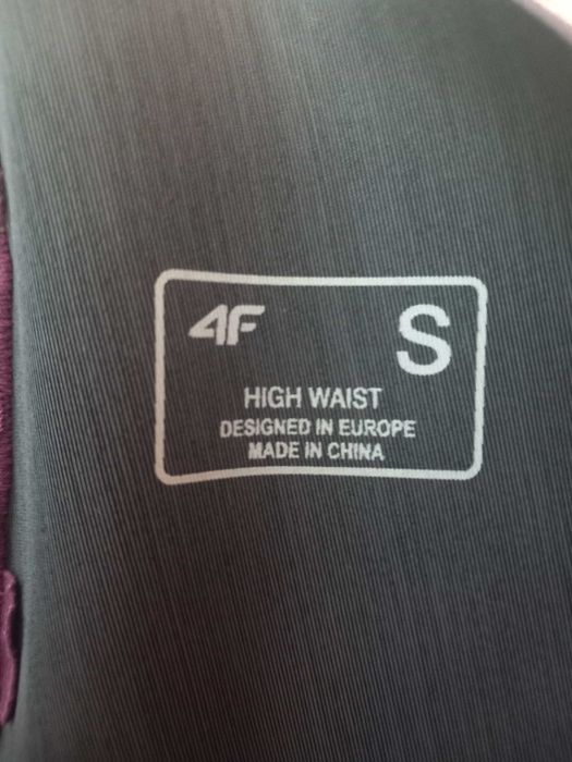Set marca 4F impecabil sport bustieră și colanți, mărimea s