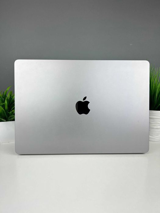 Apple macbook air 15 m2 Apple M2 7001а4398
